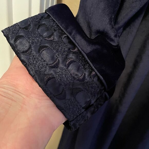 CROWNTUFT Velvet Dark Blue Women’s Vintage Substantial Robe S - Picture 9 of 15